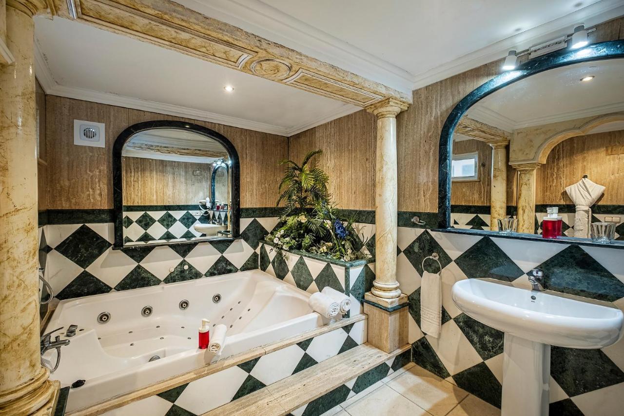 Hotel Ginés Zewnętrze zdjęcie