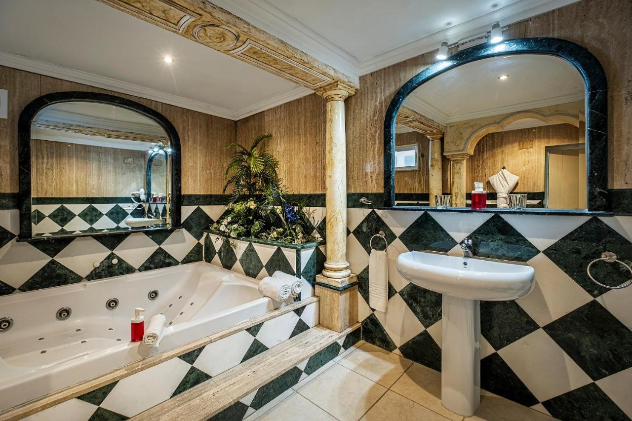 Hotel Ginés Zewnętrze zdjęcie