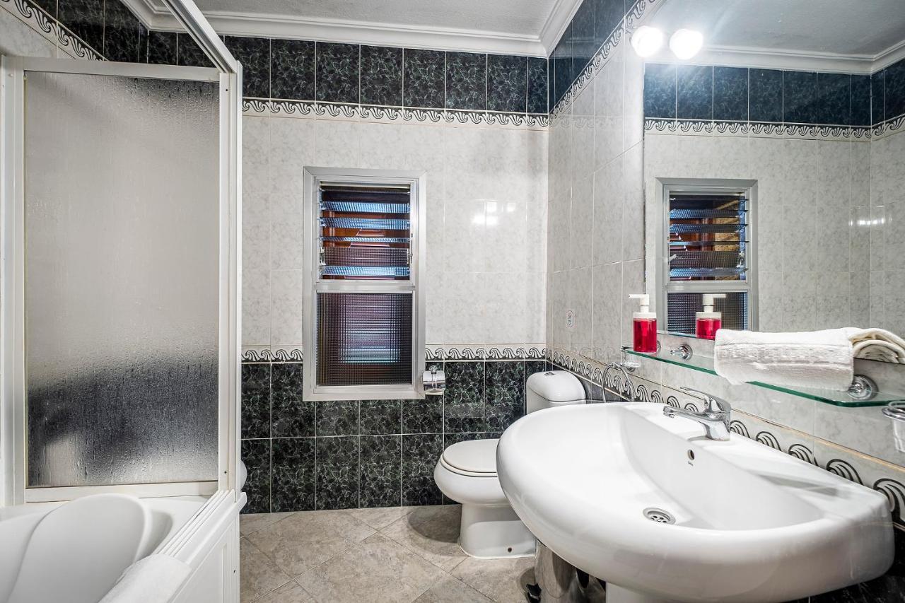 Hotel Ginés Zewnętrze zdjęcie