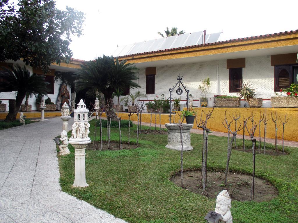 Hotel Ginés Zewnętrze zdjęcie